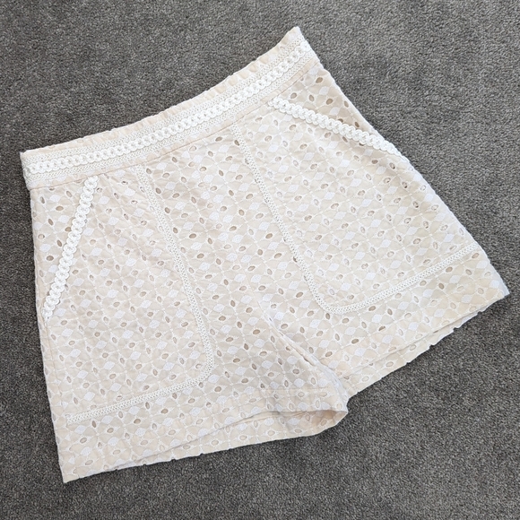 Zara Pants - Zara cream beige shorts with cutwork embroidery size Medium Bohemian Cottagecore